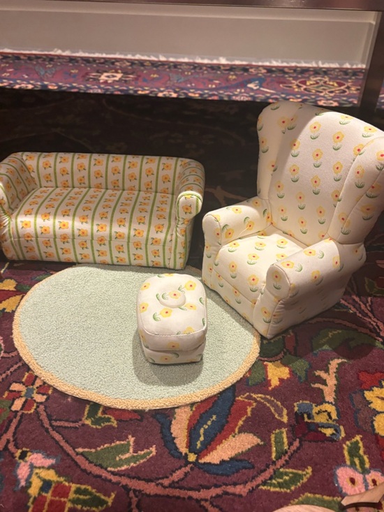 Angelina Ballerina Living Room Set - Picture 8 of 8